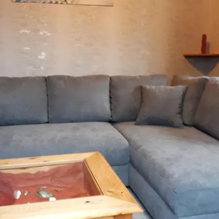 Am Schlossteich Braun Schönhagen